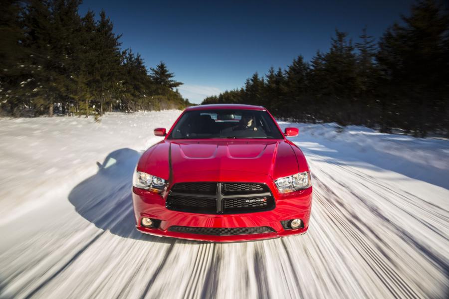  Dodge Charger AWD Sport 2013 года  (фото 34 из 50)